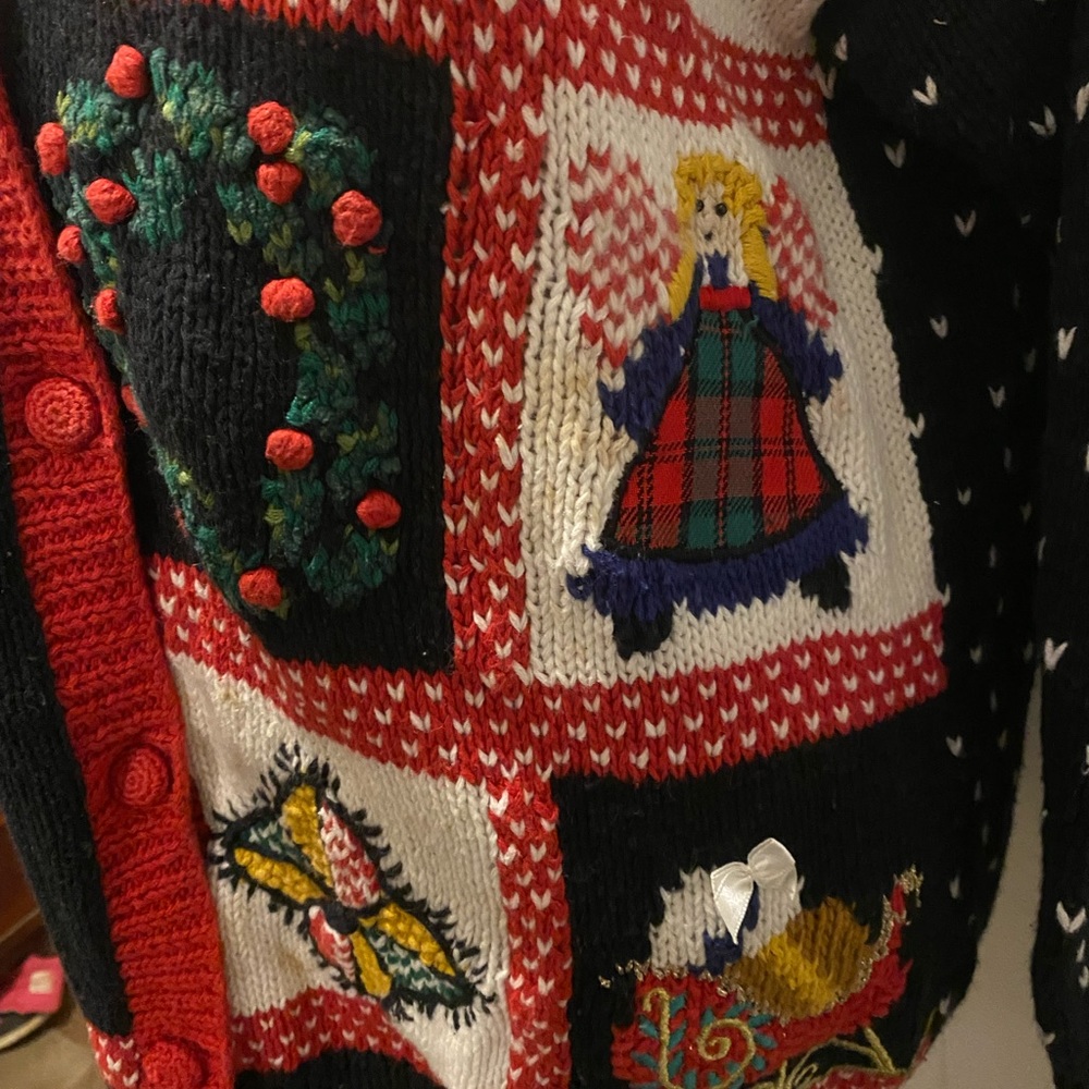 Vintage Talbots Christmas Sweater - Picture 3 of 10